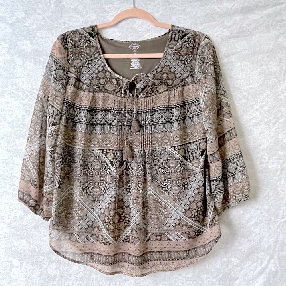 St. John’s Bay Brown & Pink Blouse Size Petite Small